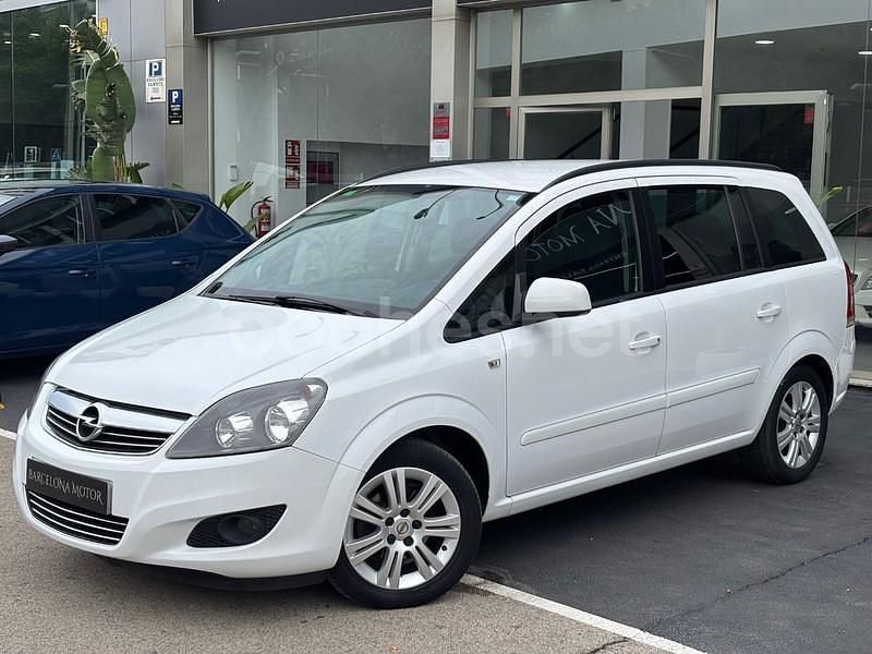 Blanco Usado 2012 Opel Zafira Family Monovolumen | 6990 € (Precio justo) - Imagen 1/4