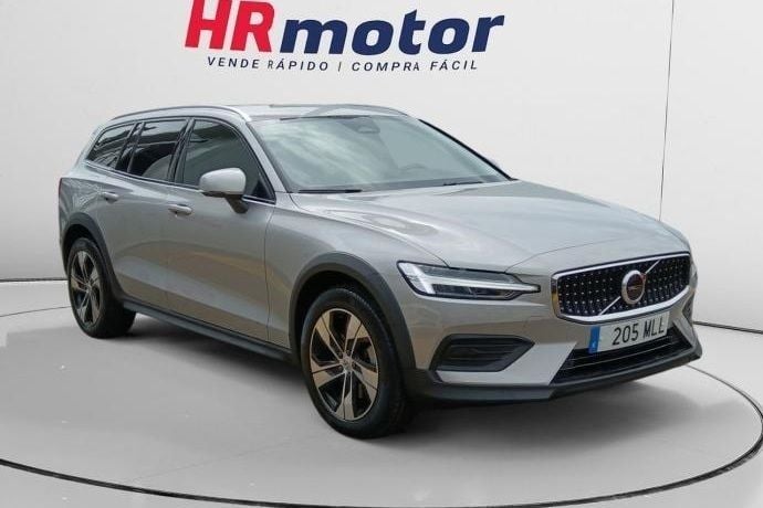 Usado Volvo V60 Core 197 CV (144 kW) 2023 Familiar