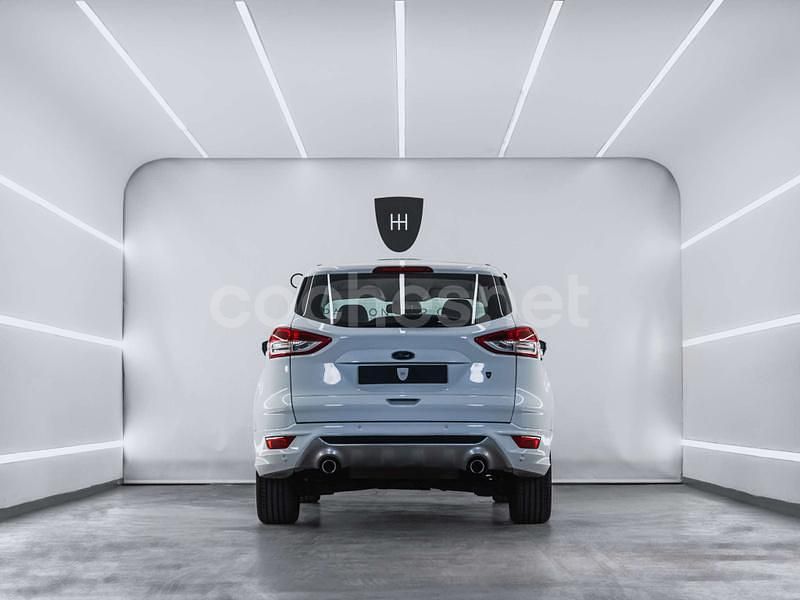 Usado Ford Kuga Titanium S 150 CV (110 kW) 2016 Blanco SUV