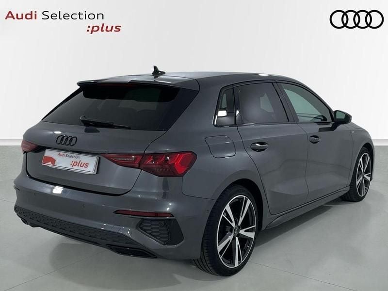 Usado Audi Q3 150 CV (110 kW) 2024 Gris SUV