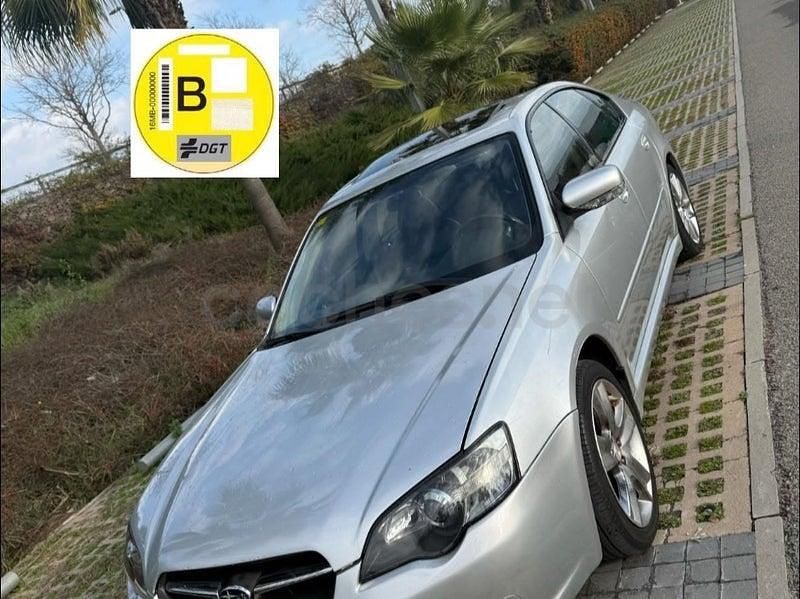 Usado Subaru Legacy 165 CV (121 kW) 2004 Gris / plata Berlina