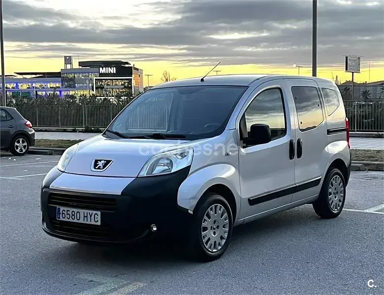 Usado Peugeot Bipper Active 75 CV (55 kW) 2014 Gris / plata Monovolumen