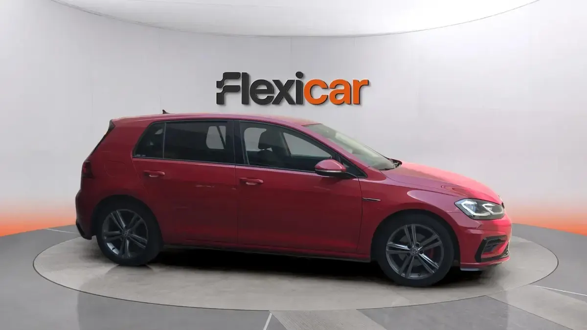 Usado VW Golf VII Sportline 150 CV (110 kW) 2019 Rojo Berlina