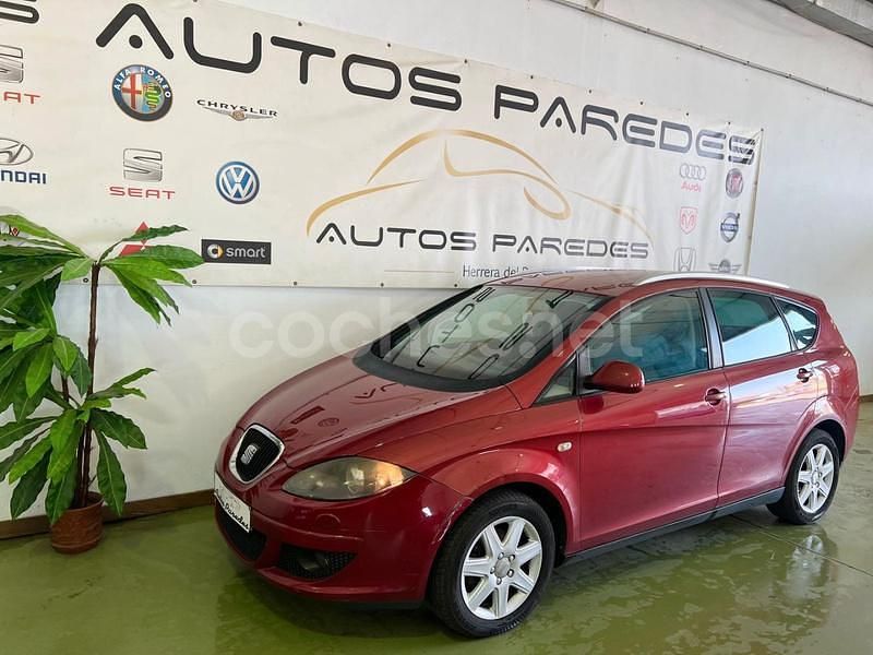 Granate Usado 2008 Seat Altea XL Stylance Monovolumen | 2499 € - Imagen 1/4
