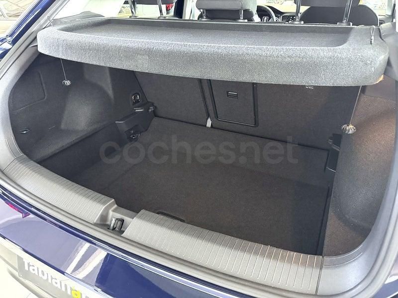 Usado VW T-Roc Advance 115 CV (84 kW) 2019 Azul SUV