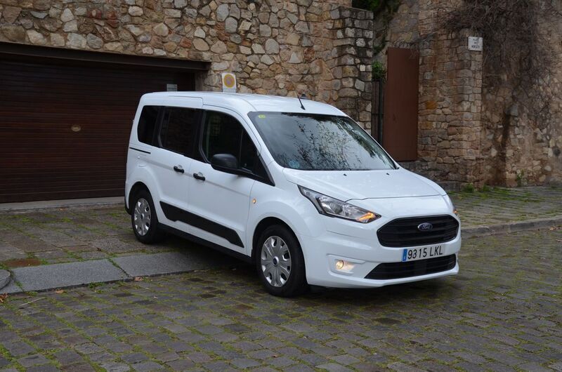 Blanco Usado 2020 Ford Transit Trend Familiar | 12.250 € (Caro) - Imagen 1/4