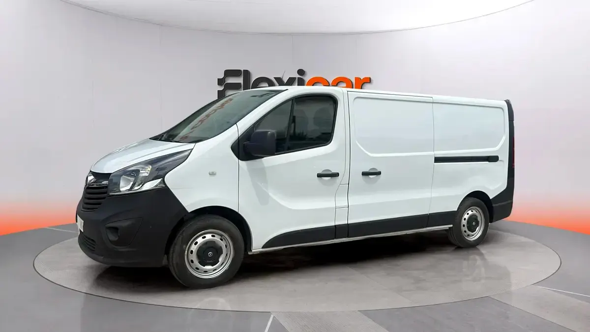 Usado Opel Vivaro S 145 CV (106 kW) 2017 Blanco Monovolumen