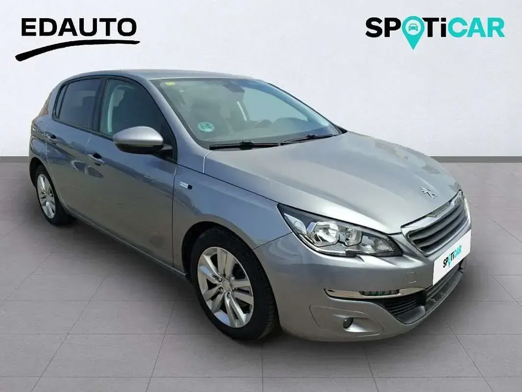 Usado Peugeot 308 Style 120 CV (88 kW) 2016 Burdeos Utilitario