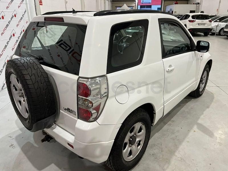 Usado Suzuki Grand Vitara 129 CV (94 kW) 2010 Blanco SUV