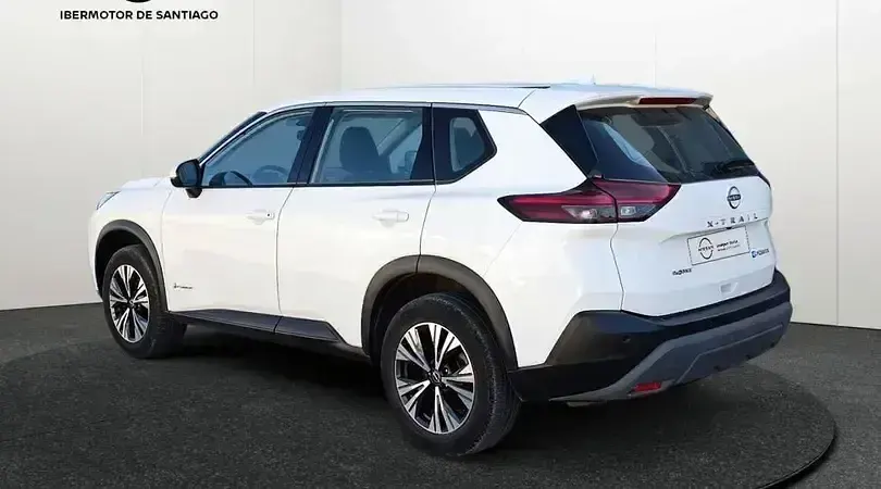 Usado Nissan X-Trail Acenta 158 CV (116 kW) 2024 Yuki white SUV