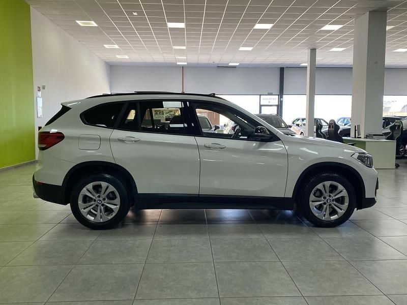 Usado BMW X1 Comfort Edition 150 CV (110 kW) 2022 Blanco SUV