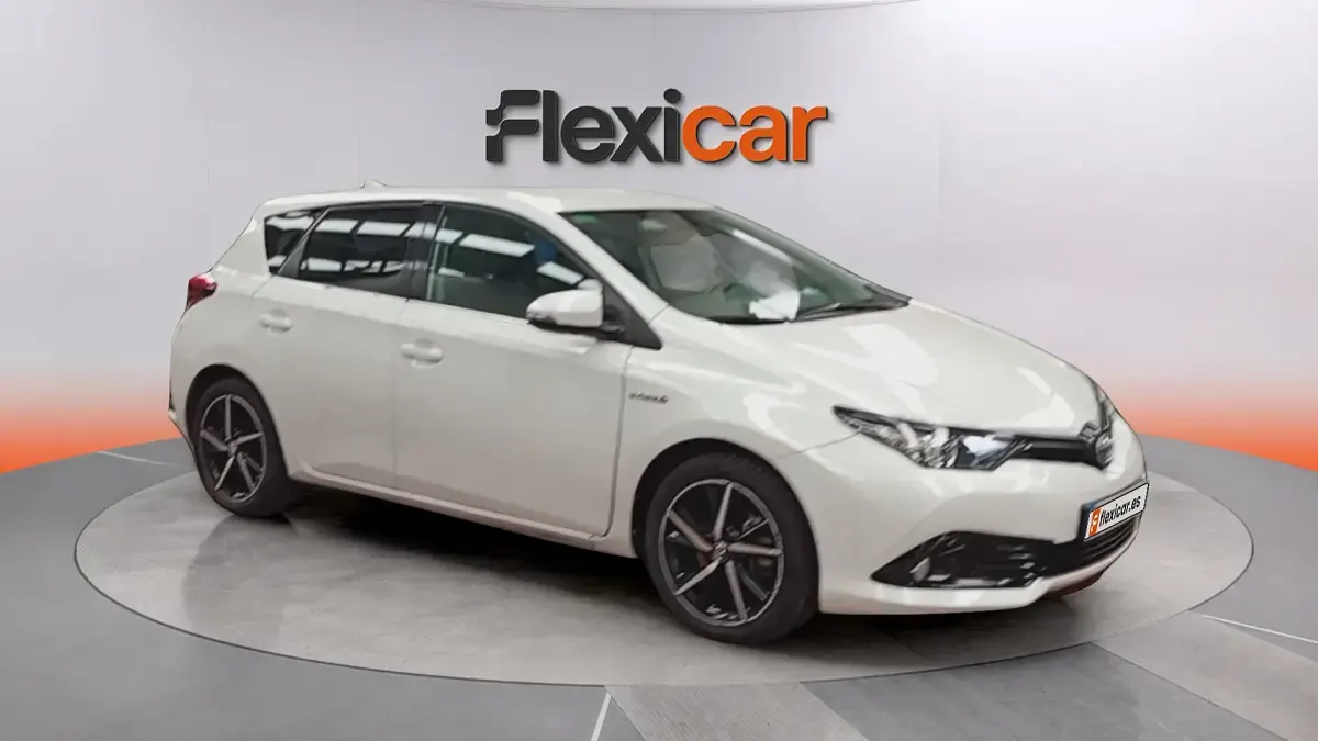 Usado Toyota Auris Hybrid Edition 136 CV (100 kW) 2018 Berlina