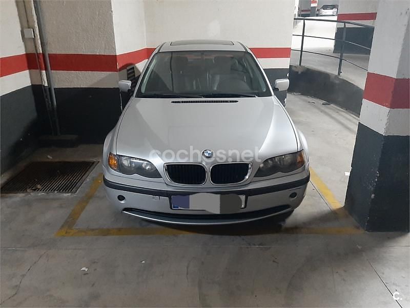 Usado BMW 320 Sport Line 150 CV (110 kW) 2004 Gris / plata Berlina