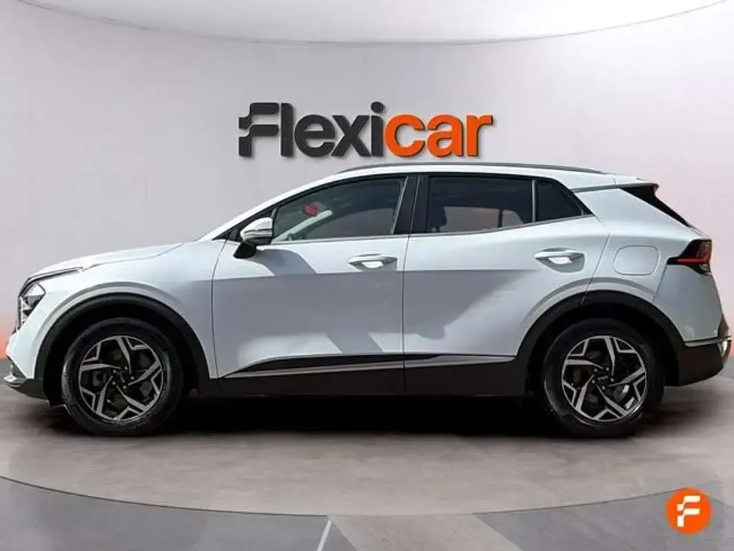 Usado Kia Sportage 136 CV (100 kW) 2023 Blanco SUV