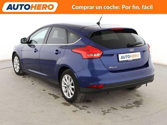 Usado Ford Focus Titanium 120 CV (88 kW) 2015 Gris Berlina
