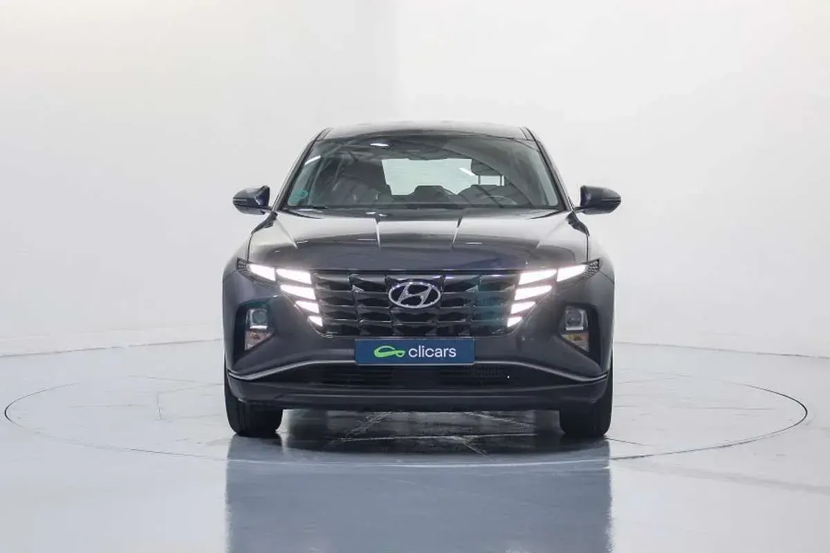 Begagnad Hyundai Tucson 150 HK (110 kW) 2022 Grå SUV