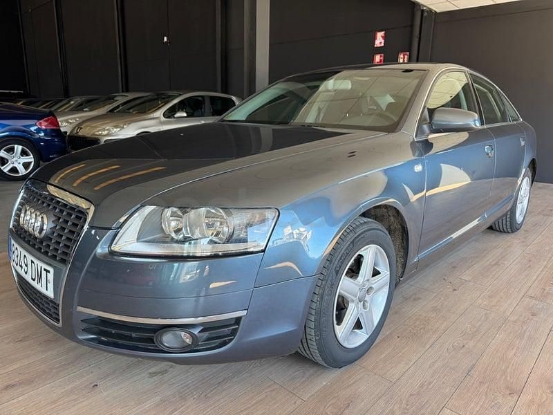 Usado Audi A6 177 CV (130 kW) 2005 Gris / plata Berlina