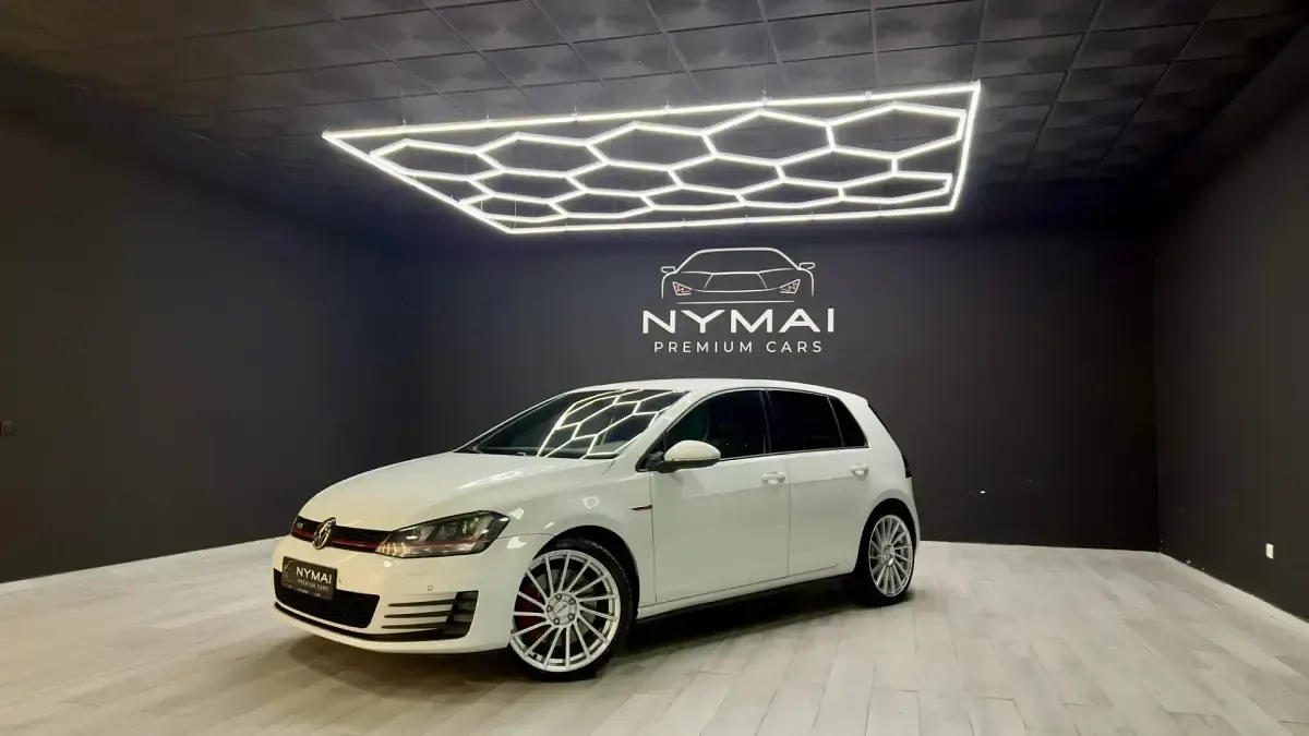 Usado VW Golf VII GTI 230 CV (169 kW) 2014 Blanco Utilitario