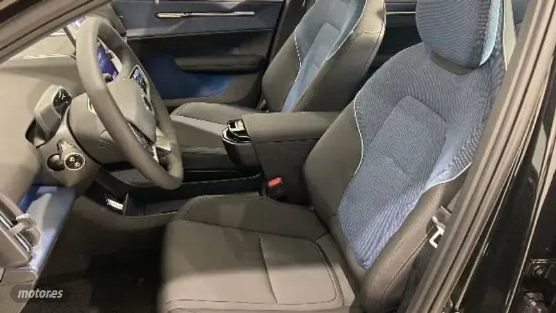 Usado Volvo EX30 Ultra 200 kW (272 CV) 2023 Negro SUV