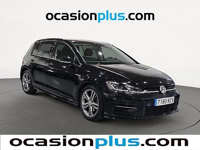 Usado VW Golf VII Sport 116 CV (85 kW) 2017 Negro Utilitario