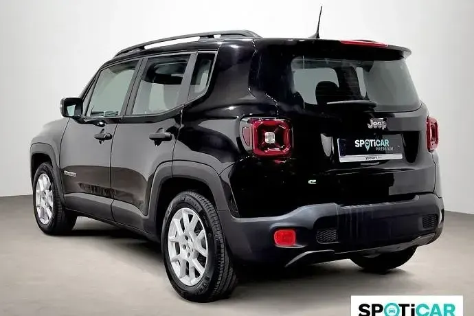 Usado Jeep Renegade Altitude 130 CV (95 kW) 2024 Negro SUV