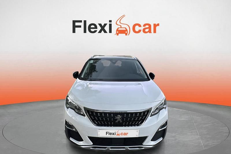 Usado Peugeot 5008 Allure 130 CV (95 kW) 2020 Blanco SUV