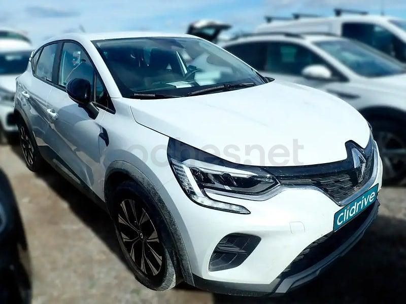 Usado Renault Captur Equilibre 101 CV (74 kW) 2023 Blanco SUV