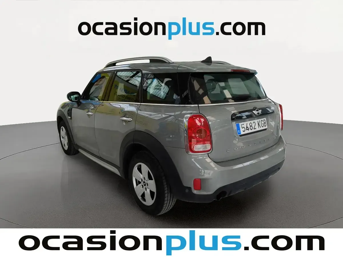 Usado Mini One Countryman 102 CV (75 kW) 2017 Gris SUV