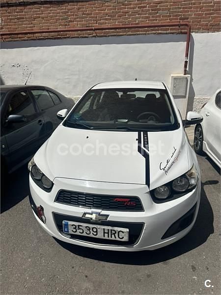 Blanco Usado 2014 Chevrolet Aveo LT Berlina | 7200 € (Precio justo) - Imagen 1/4