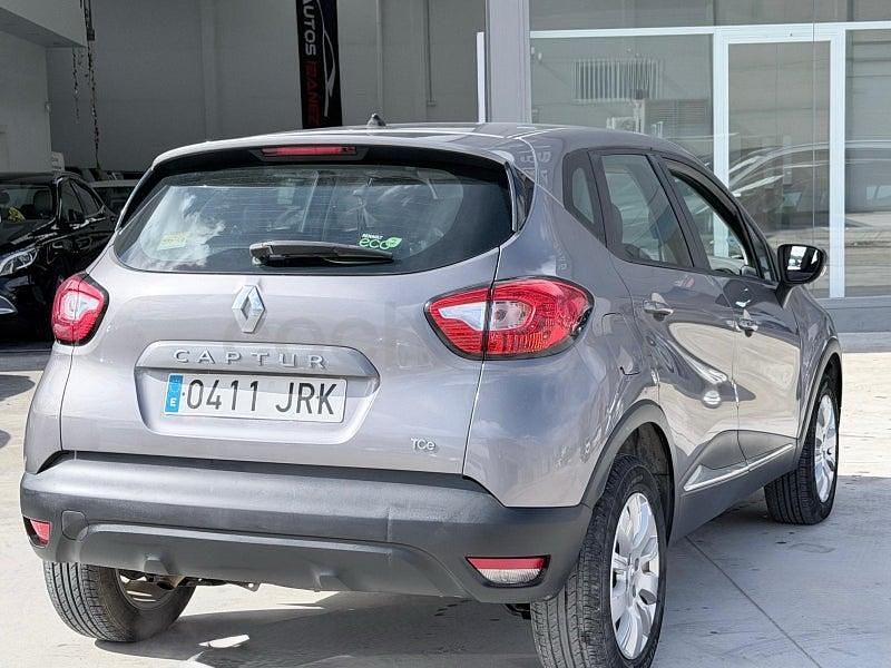 Usado Renault Captur Intens 90 CV (66 kW) 2015 Gris / plata SUV