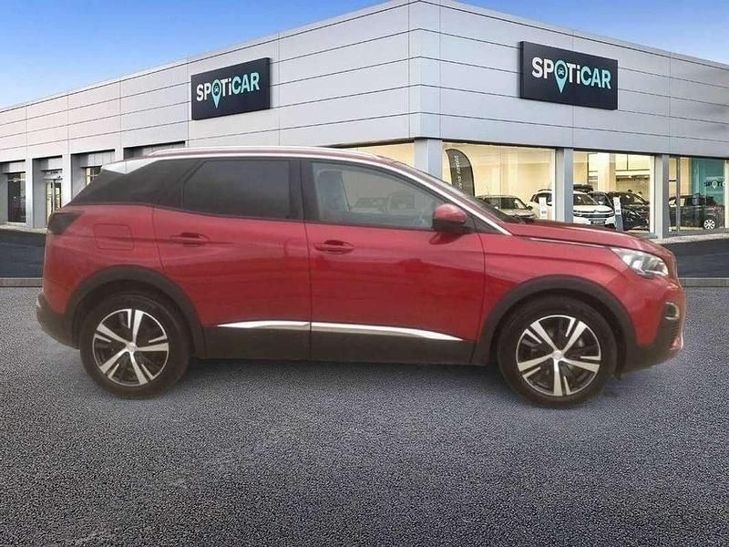Usado Peugeot 3008 Allure 131 CV (96 kW) 2021 Rojo SUV