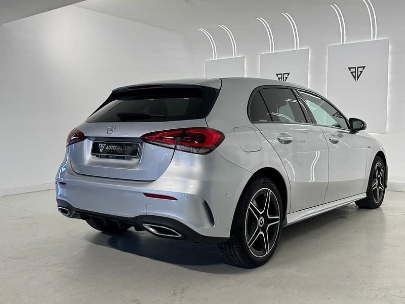 Usado Mercedes A250 218 CV (160 kW) 2022 Gris / plata Berlina