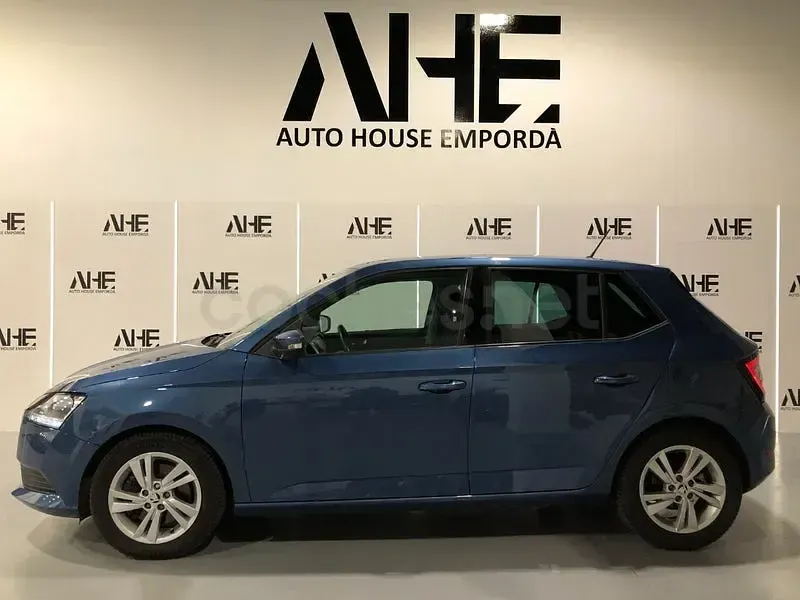Usado Skoda Fabia Ambition 95 CV (69 kW) 2021 Azul Utilitario