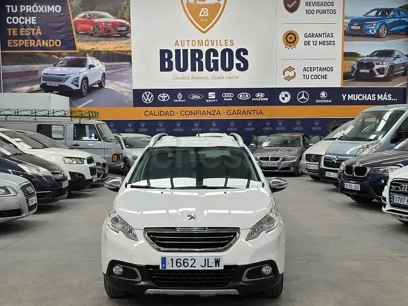 Usado Peugeot 2008 Allure 100 CV (73 kW) 2016 Blanco SUV