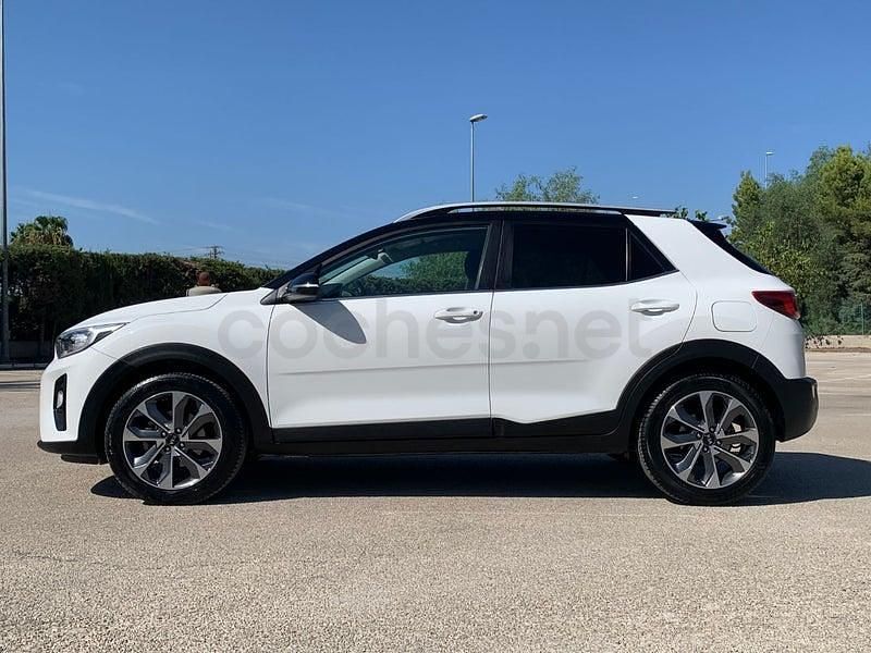 Usado Kia Stonic 100 CV (73 kW) 2020 Blanco SUV