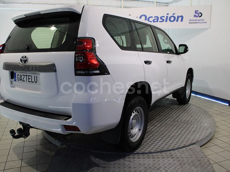 Blanco Usado 2024 Toyota Land Cruiser SUV | 49.999 € (Buen precio) - Imagen 1/4
