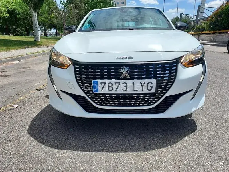 Usado Peugeot 208 Active 100 CV (73 kW) 2022 Blanco Utilitario