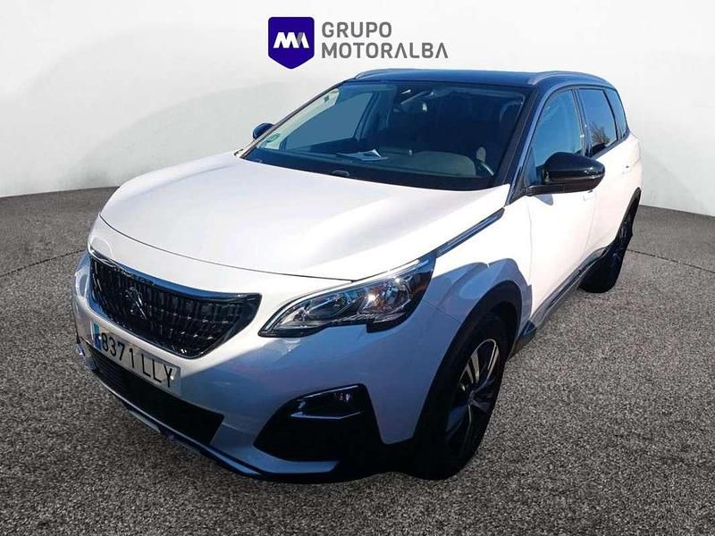 Usado Peugeot 5008 Active 131 CV (96 kW) 2021 Blanco SUV
