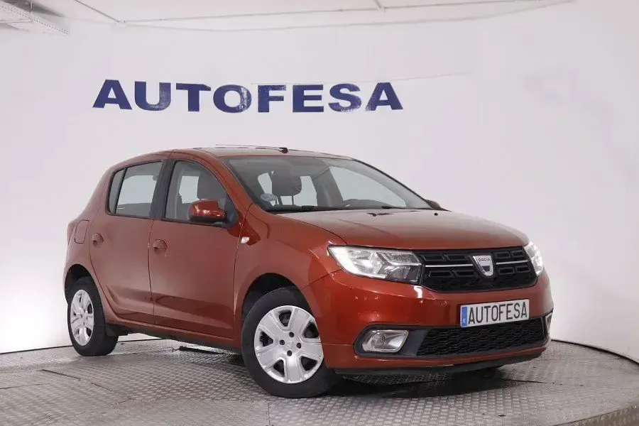 Usado Dacia Sandero Lauréate 75 CV (55 kW) 2017 Burdeos