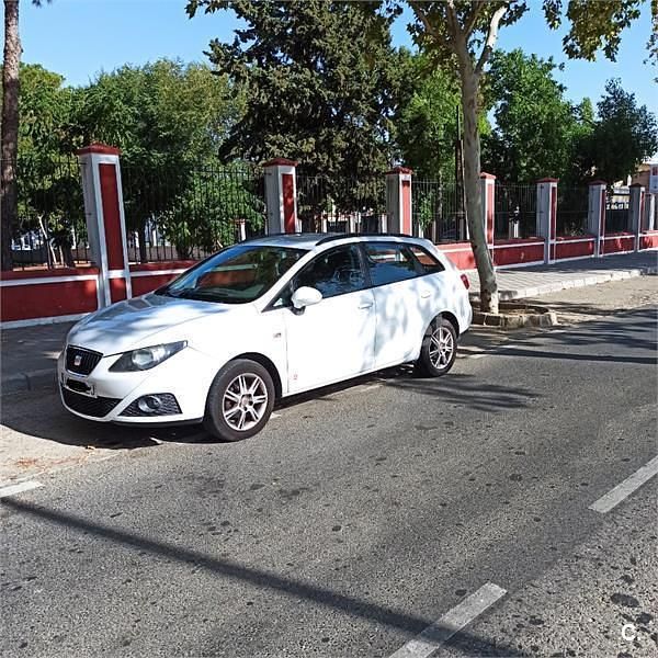 Blanco Usado 2012 Seat Ibiza ST Copa Familiar | 5300 € (Precio justo) - Imagen 1/4