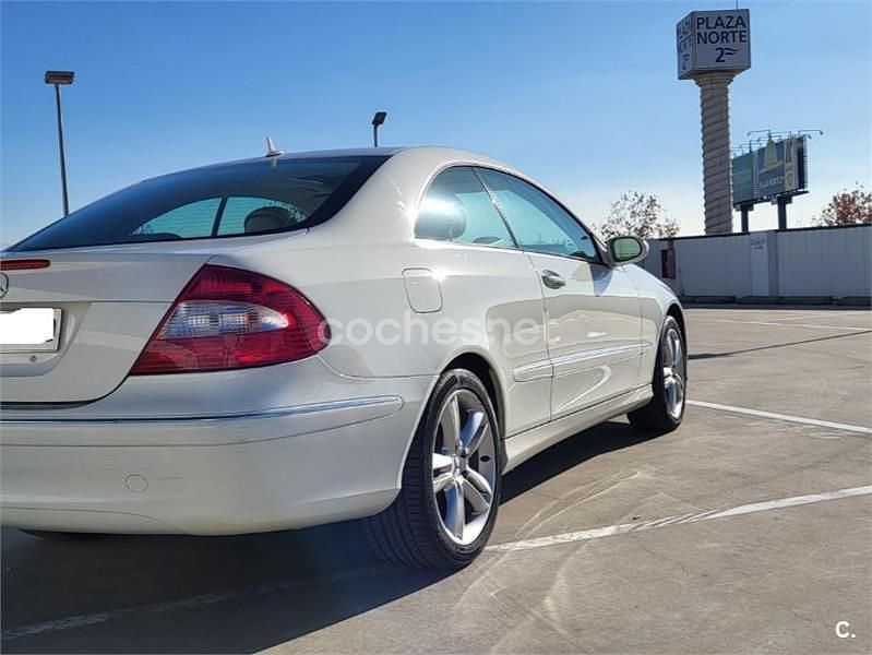 Occasion Mercedes CLK350 Elegance 272 PK (200 kW) 2007 Wit Coupé