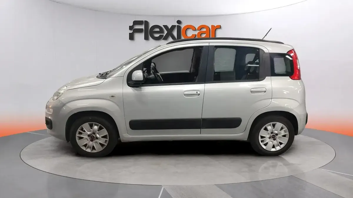 Usado Fiat Panda Easy 69 CV (50 kW) 2017 Gris Utilitario