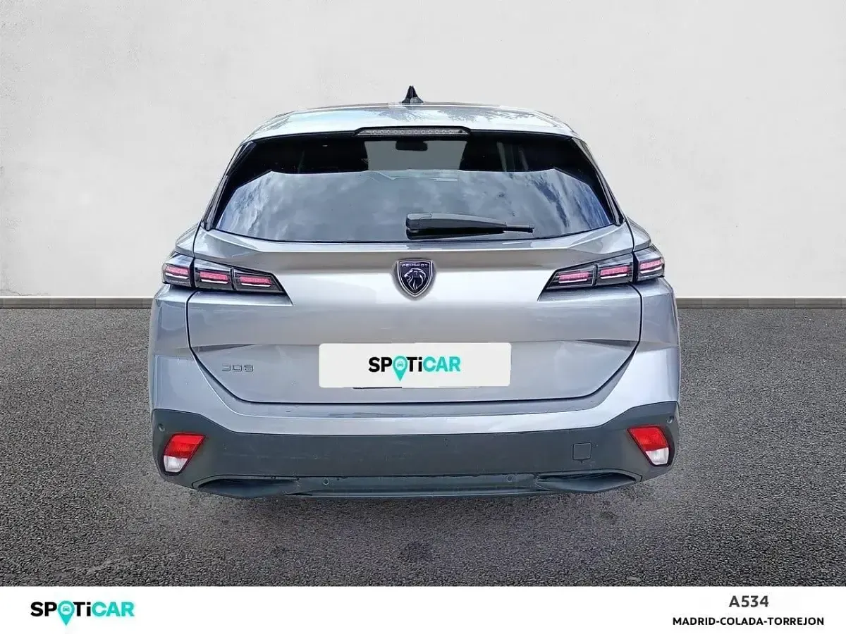 Usado Peugeot 308 SW Active 110 CV (80 kW) 2022 Gris Familiar