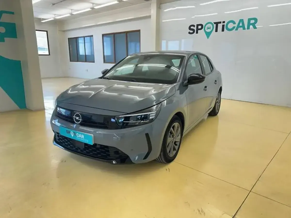 Usado Opel Corsa Edition 100 CV (73 kW) 2024 Gris Utilitario