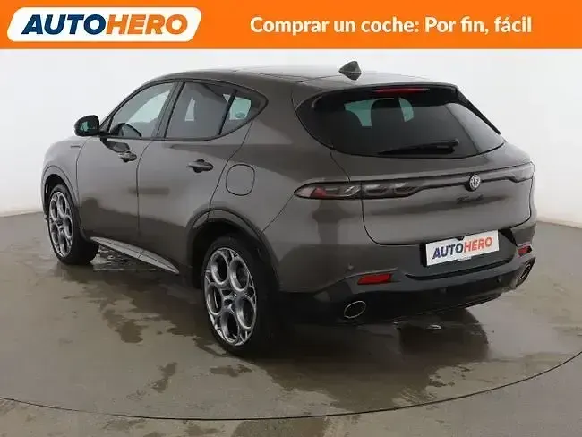 Begagnad Alfa Romeo Tonale Edizione Speciale 280 HK (205 kW) 2023 Grå SUV
