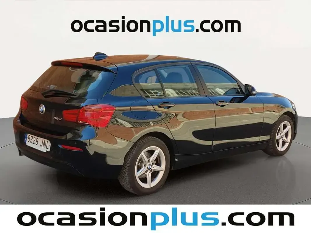Usado BMW 116 116 CV (85 kW) 2016 Negro Utilitario