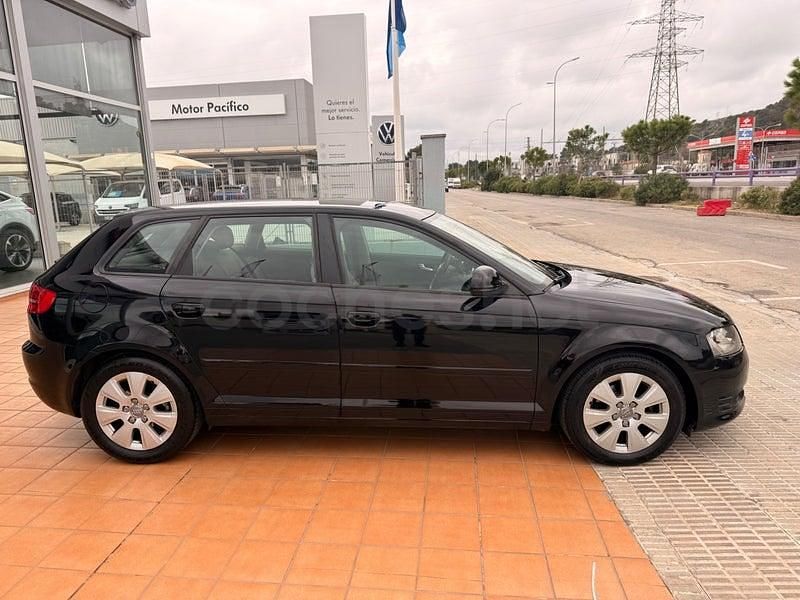 Usado Audi A3 Attraction 105 CV (77 kW) 2009 Negro Utilitario