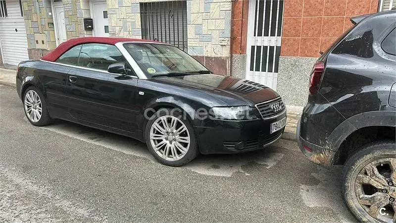 Usado Audi A4 Cabriolet 163 CV (119 kW) 2004 Negro Descapotable