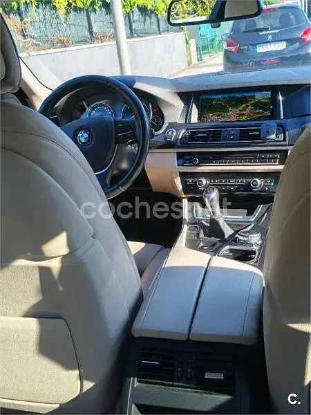 Usado BMW 518 Luxury Line 150 CV (110 kW) 2016 Gris / plata Berlina