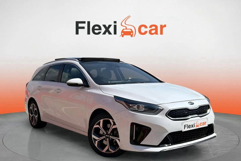 Blanco Usado 2022 Kia Ceed Familiar | 17.960 € (Precio justo) - Imagen 1/4